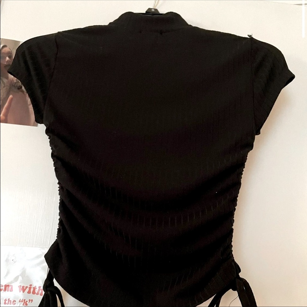 black tight top with tieson the side (xs-s)